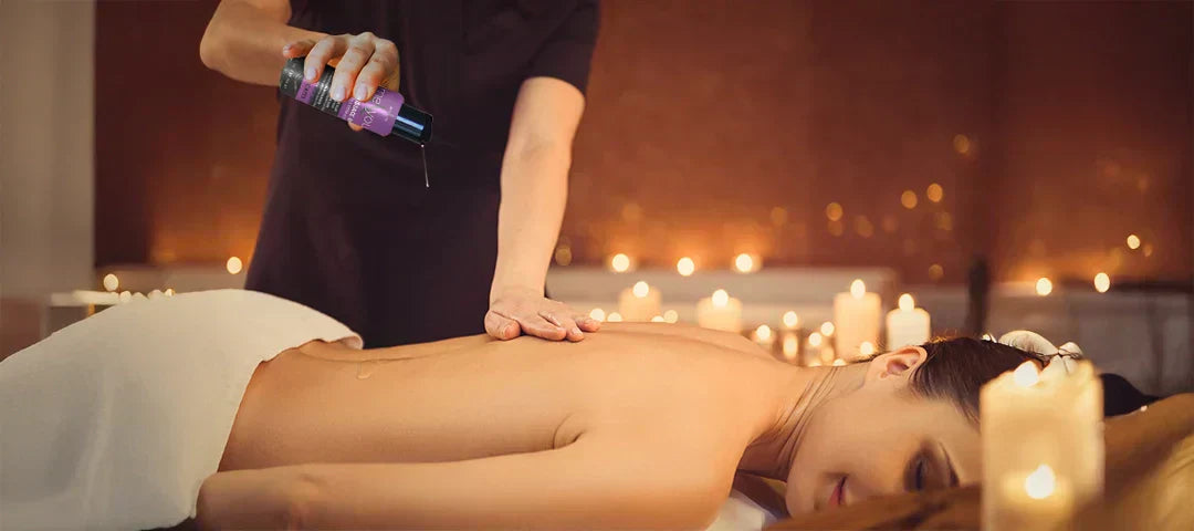 Me & You de Sensuva: El aceite de masaje con feromonas que hará que tus client@s vuelvan por más