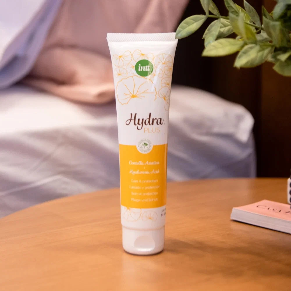 lubricante  - centella asiatica - acido hialurónico - lubricante hidratante - lubricante para pieles sensibles - compatible con zonas delicadas - lubricante hipoalergenico -lubricante a base de agua - textura espesa - lubricante intimo - lubricante vaginal - lubricante anal - compatible con preservativos - sin olor - comestible - sensacion suave - lubricante compatible con juguetes - intt europa - intt - sexshop dominame - dominame 